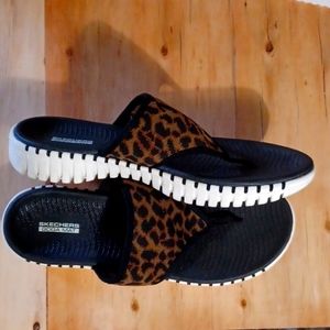 Sketches Goga Mat Sandals